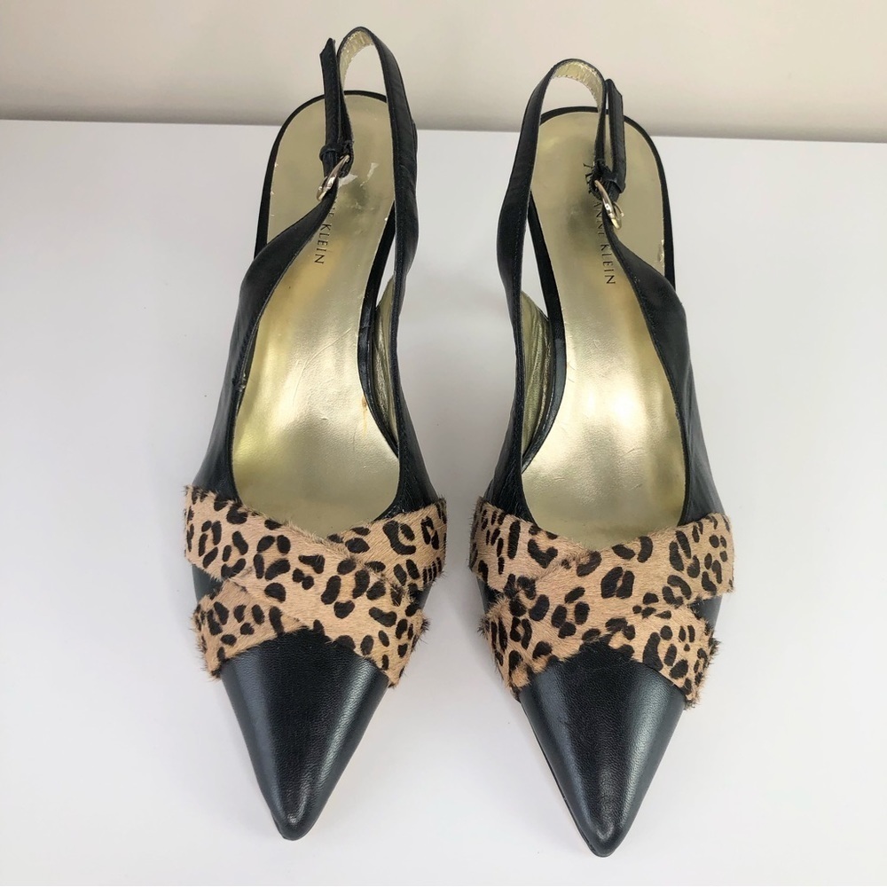 Black leather & leopard print calf hair point toe sling back. heels 10
